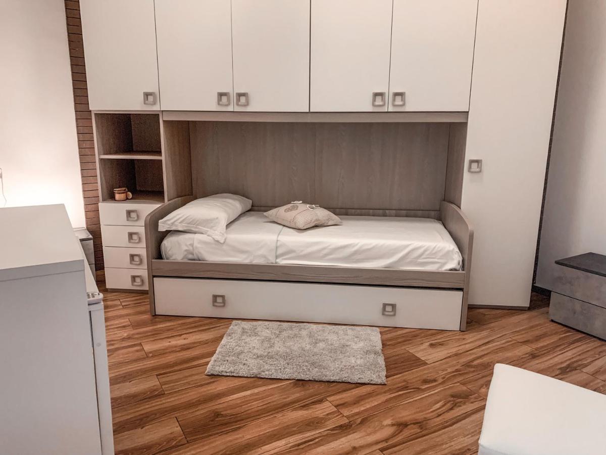 B&B Ma'Delina Settimo Milanese Dış mekan fotoğraf