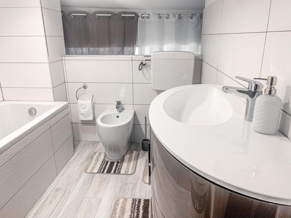 B&B Ma'Delina Settimo Milanese Dış mekan fotoğraf
